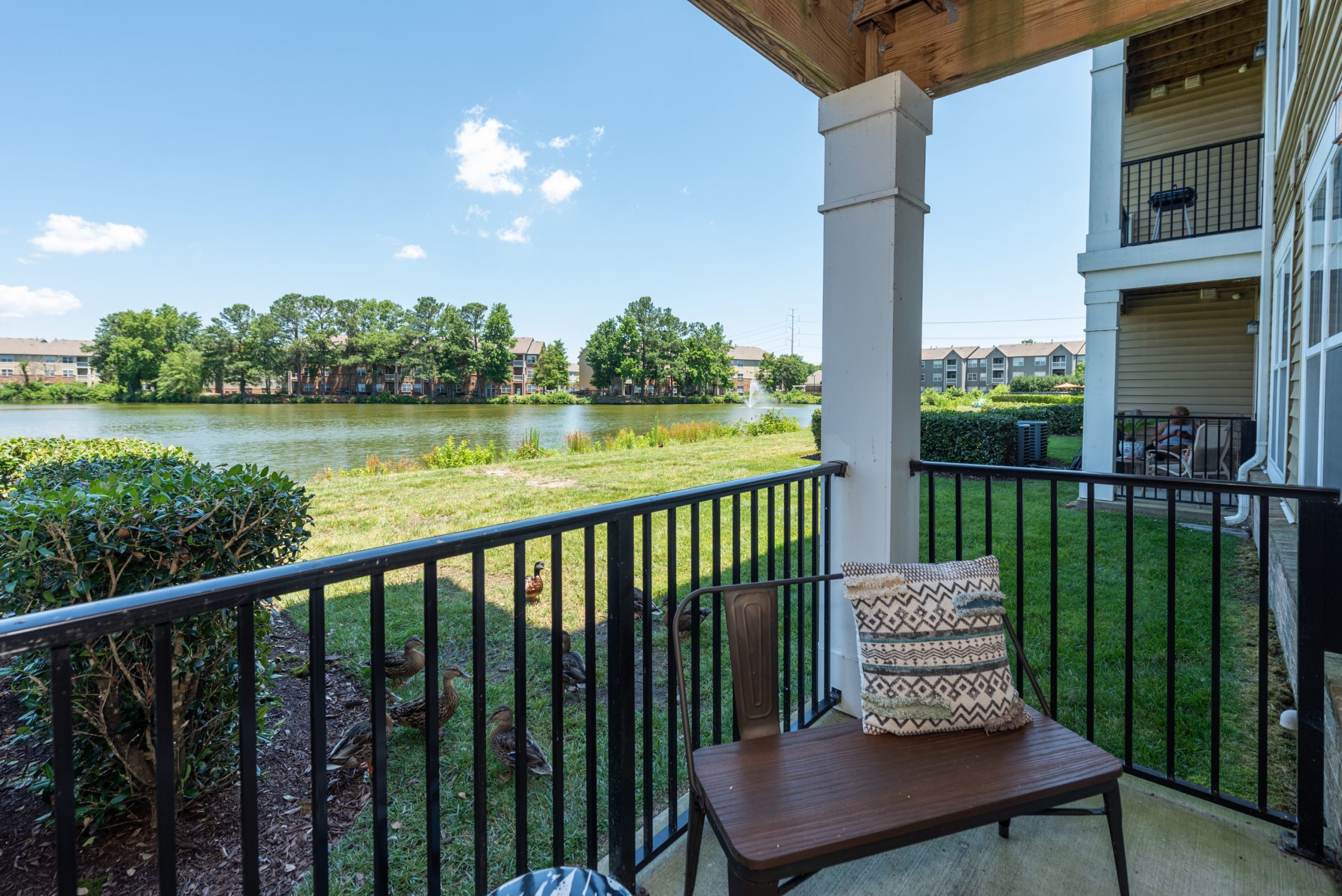 Photos of Luxury Apartments For Rent Monticello at Town Center